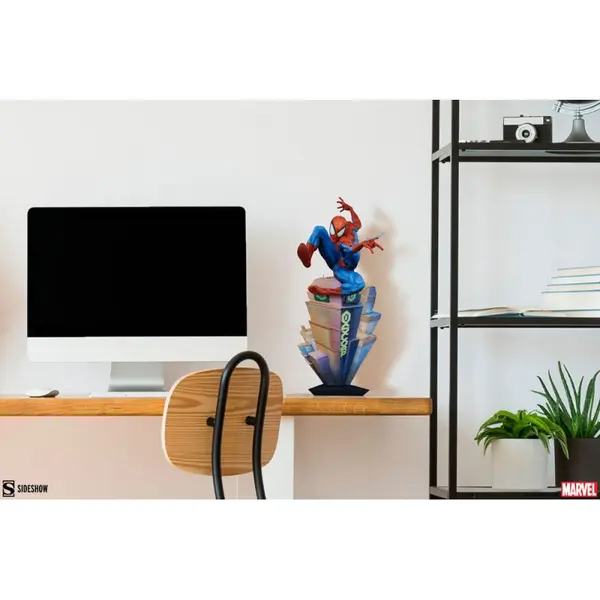 MARVEL Statue Spider-Man Premium Format Sideshow