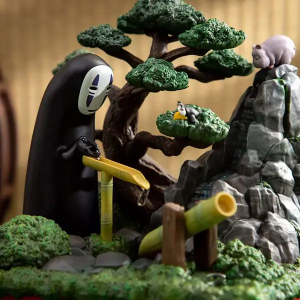 LE VOYAGE DE CHIHIRO Jardin d’eau Bonsaï Soemizu No Niwa Le Voyage de Chihiro Benelic