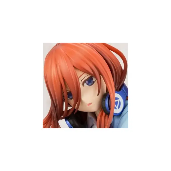 The Quintessential Quintuplets – Figurine Nakano Miku Bonus Edition 1/8