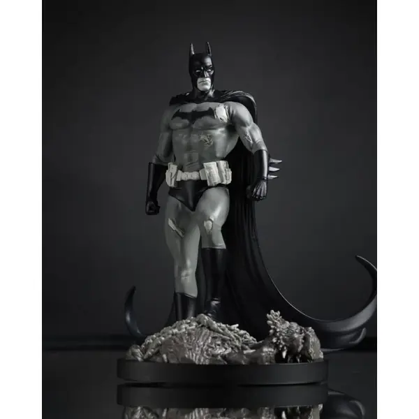 DC Direct - Statuette Batman by Bjorn Barends (Black White) 18 cm