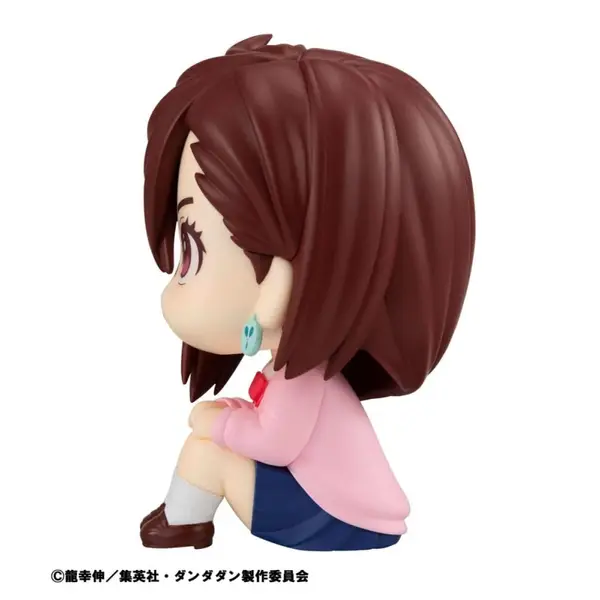 Dandadan - Statuette Look Up Momo 11 cm