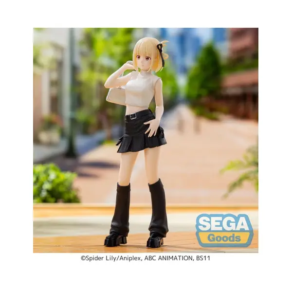 Lycoris Recoil High Premium Figure figurine PVC Chisato Nishikigi Street Snap 20 cm Sega
