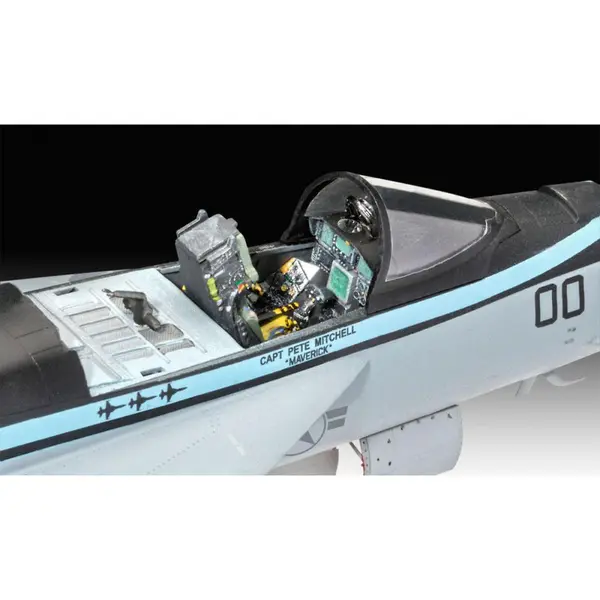 TOP GUN Maquette Maverick´s F/A-18E Super Hornet Revell