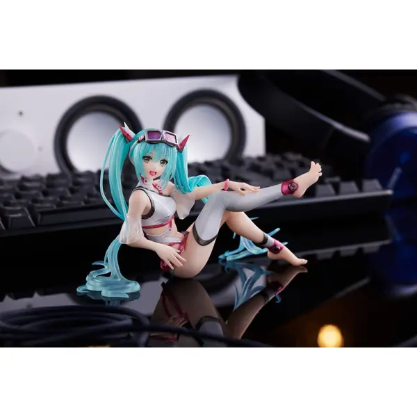HATSUNE MIKU REISSUE WONDERLAND AQUA FLOATS GIRLS
