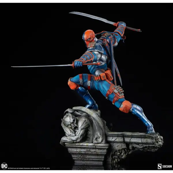 DC COMICS Statue Deathstroke Premium Format Sideshow